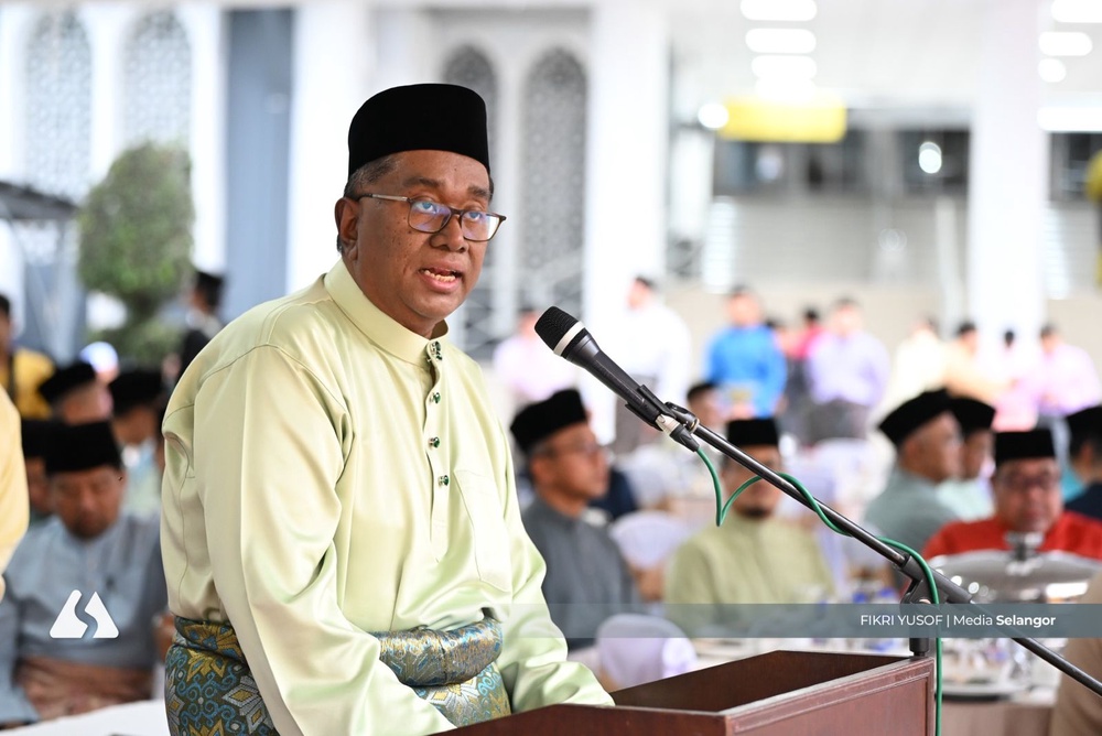 Image from: Sampah haram: Gagal lunas kos bersih tapak, pemilik tanah berdepan rampasan