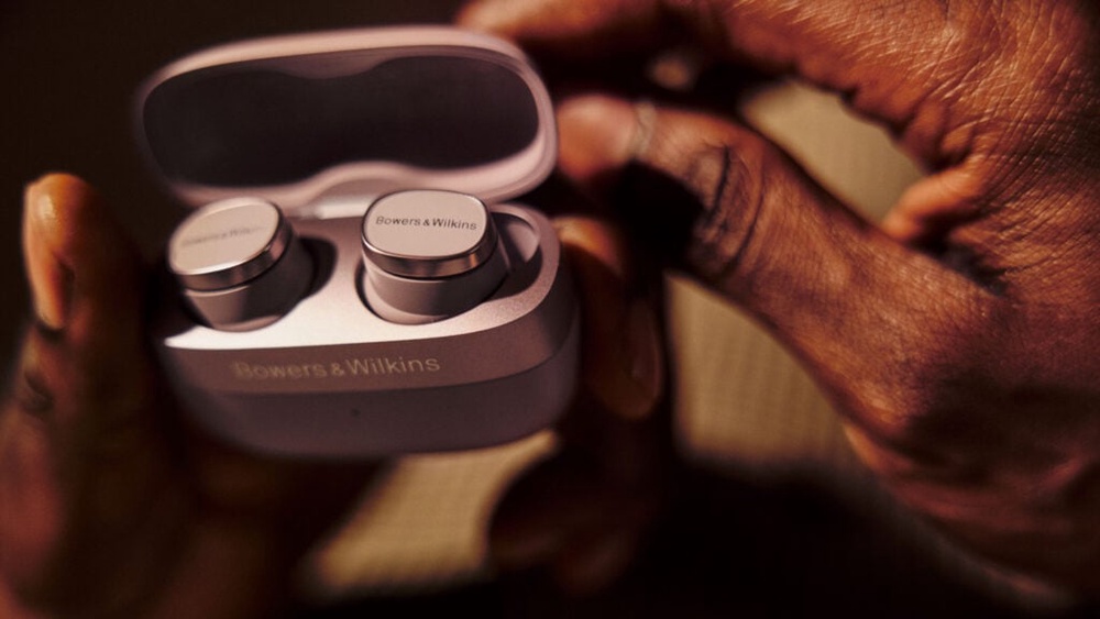 Image from: Bowers & Wilkins debuts new colourways across its headphones and earbuds in Malaysia