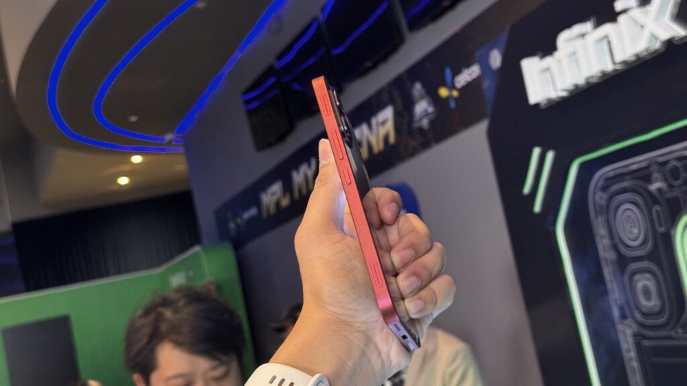 Image from: Infinix GT 50 Pro Malaysia: Liquid cooled smartphone with pressure-sensitive shoulder buttons