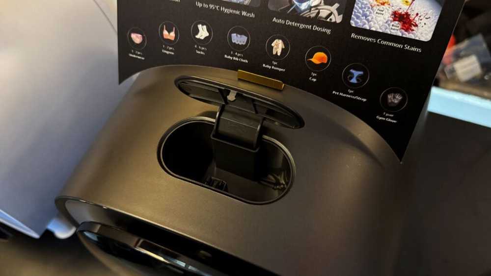 Image from: This tiny washer & dryer combo from Prism+ can clean your delicates with ease