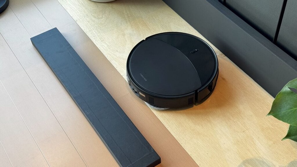 Image from: Roborock Saros 20 series: Their most advanced premium robot vacuums yet, from RM5,399