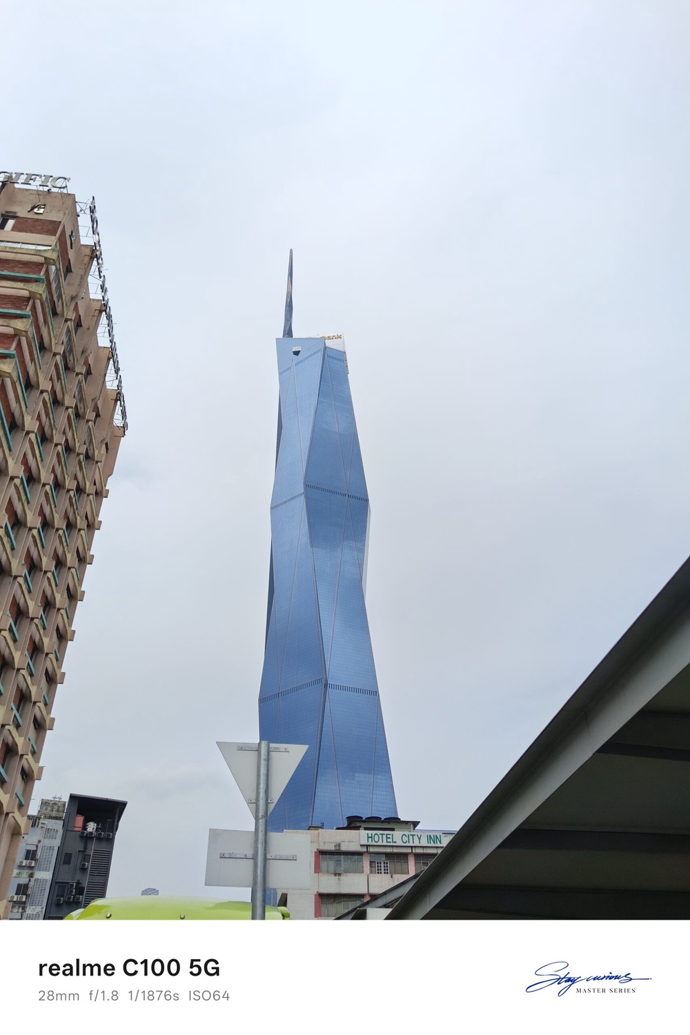 Image from: Realme C100 Malaysia review: A practical budget friendly phone for long days away