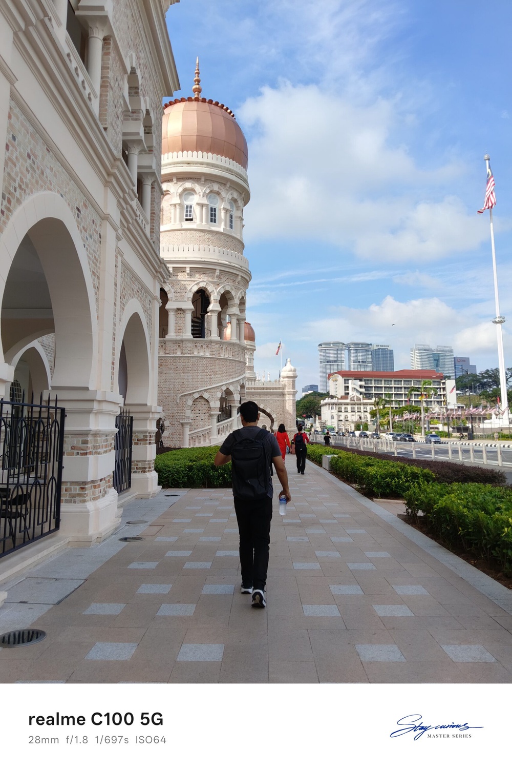 Image from: Realme C100 Malaysia review: A practical budget friendly phone for long days away