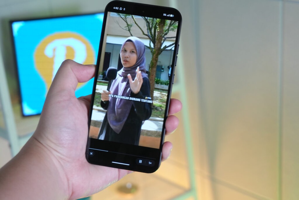 Image from: Nothing Phone (4a) review: Plenty to like, but hard to love