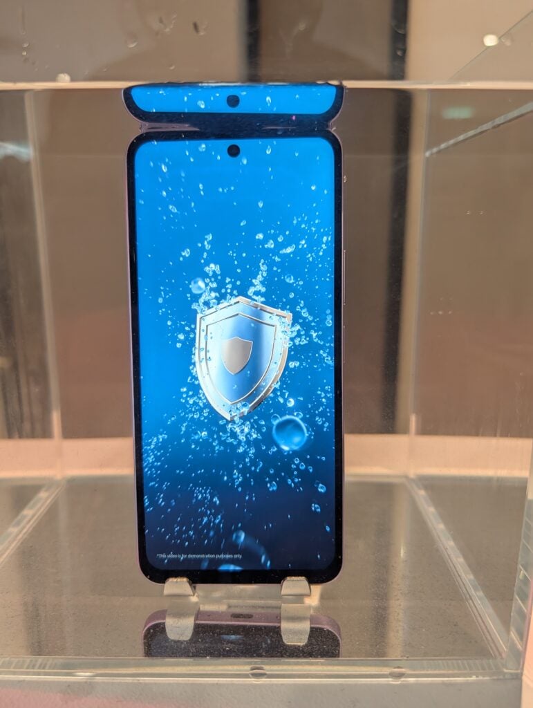 Image from: Vivo launches Y31s in Malaysia with massive 6500 mAh battery and high durability binds