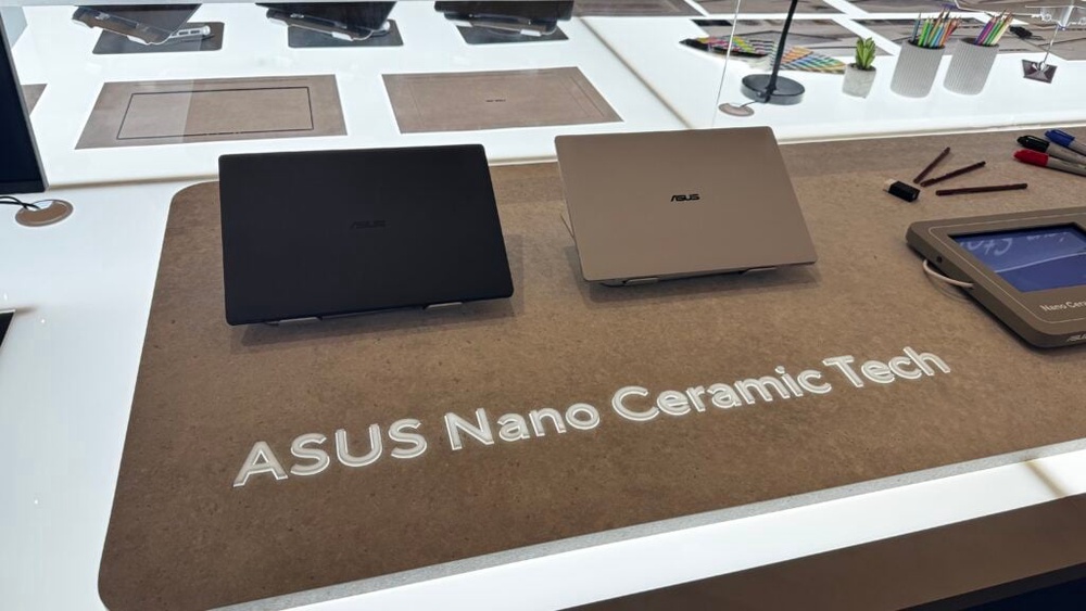 Image from: Asus ExpertBook Ultra: Tandem OLED display and Nano Ceramic, sub-1kg chassis, from RM7,999
