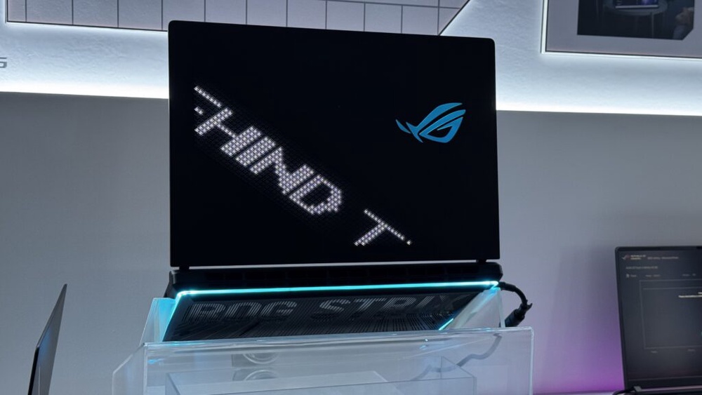 Image from: ROG Strix Scar 18 refreshed with RTX 5090 and Intel Core Ultra 9 290HX Plus, from RM27,999