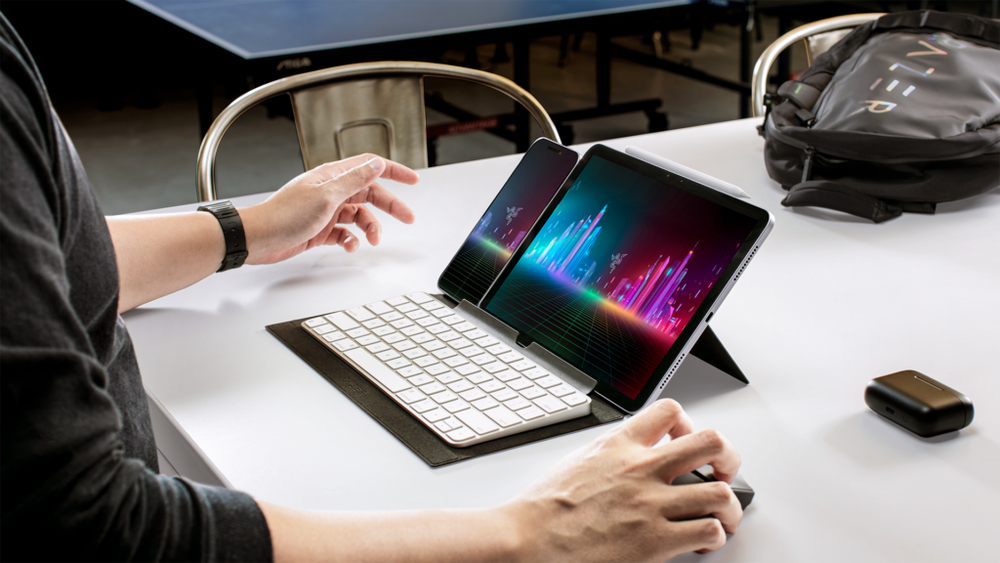 Image from: Razer launches Travel Case Folio for portable keyboards with built-in tablet stand