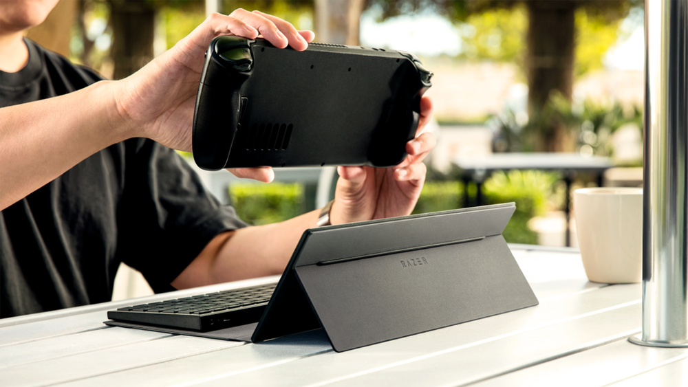 Image from: Razer launches Travel Case Folio for portable keyboards with built-in tablet stand