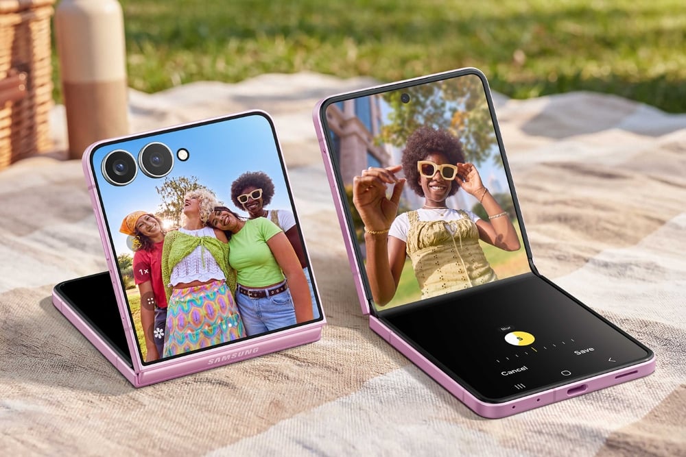 Image from: Samsung Galaxy Z Flip 8: Thinner and lighter with upgraded FlexWindow cover screen
