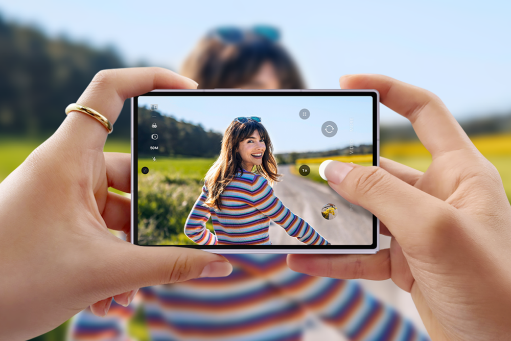 Image from: Samsung Galaxy Z Fold 8: Passport-sized foldable, optimised for content