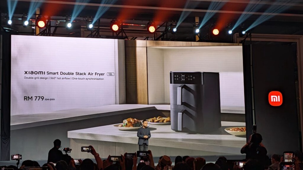 Image from: Xiaomi Smart Double Stack Air Fryer 12L: Dual stacked baskets, 100 smart recipes, from RM779