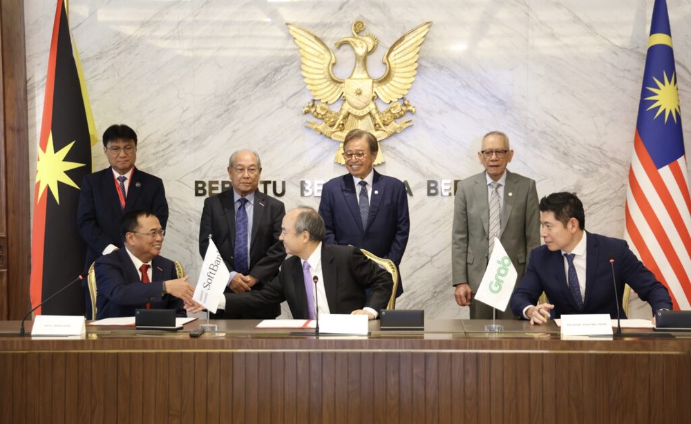 Image from: SoftBank, Grab and Petros team up to explore AI infrastructure in Sarawak