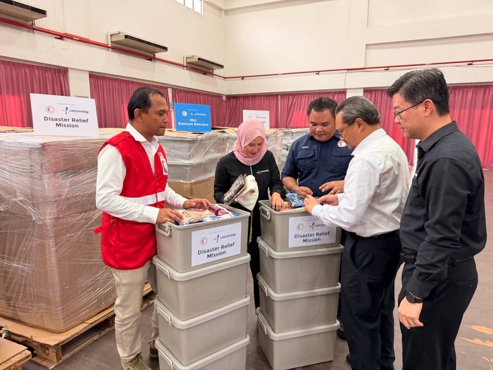 Image from: CelcomDigi to provide emergency internet access at 15 flood evacuation centres
