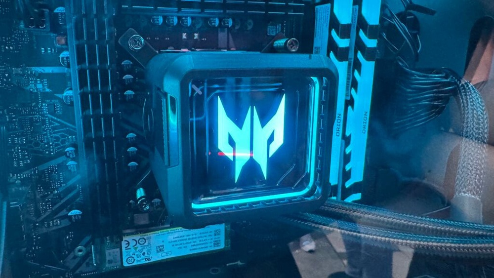 Image from: Acer launches first Predator store in Malaysia, Predator Orion 7000 prebuilt PC also debuts