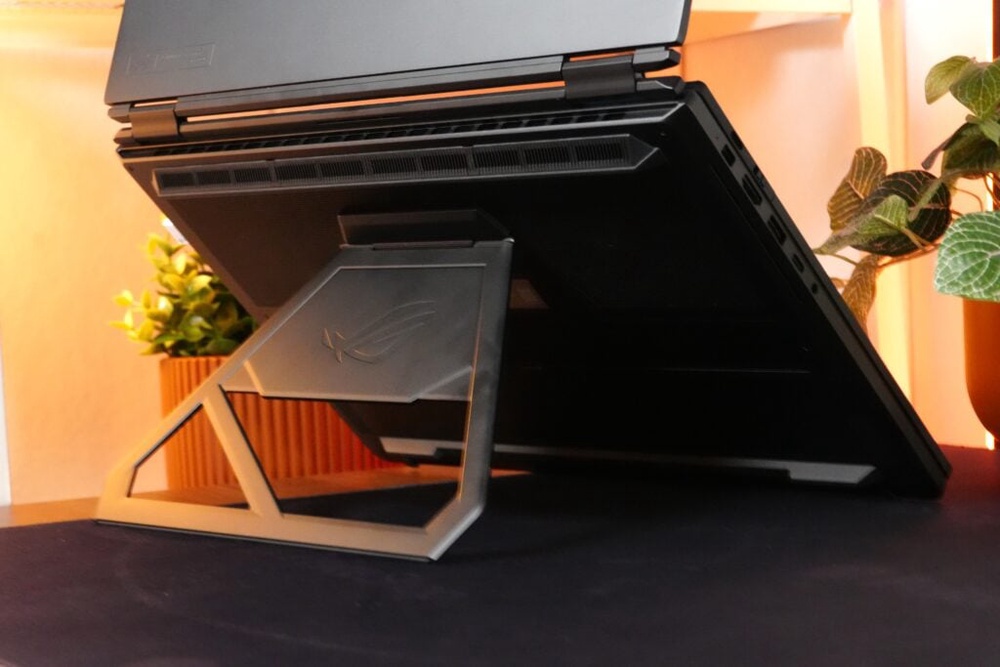 Image from: ROG Zephyrus Duo review: Unlimited power