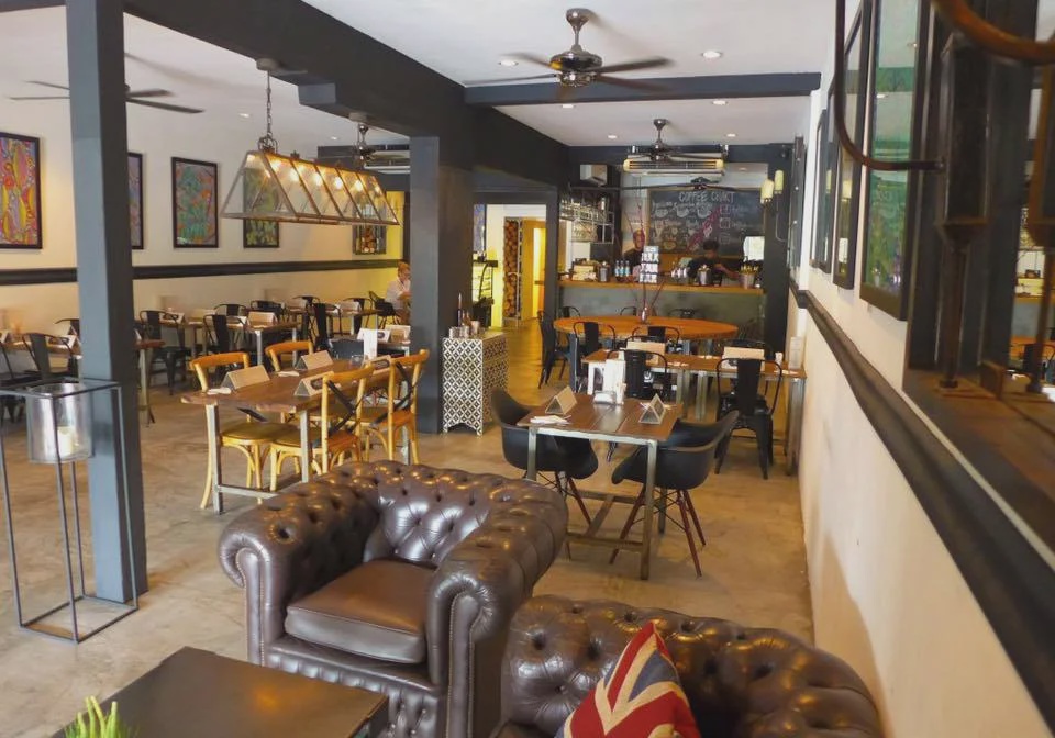 The Hillside Cafe Bar Restaurant Penang British burgers wood-fired pizza Tanjung Bungah