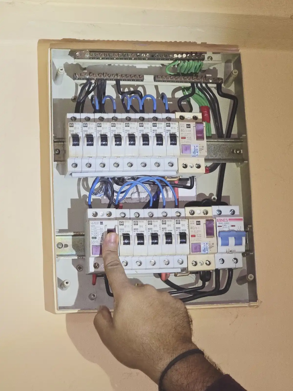 24 Hour Electrician Civasakthi Enterprise Taman Permata Kuala Lumpur