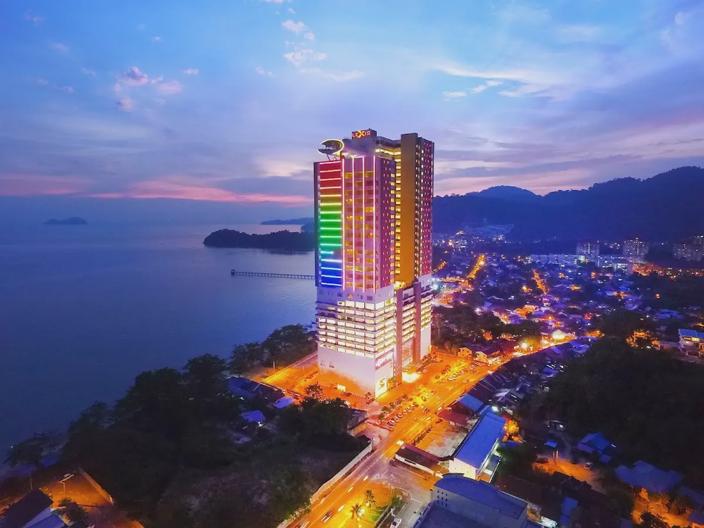 Lexis Suites Penang private pool suites Bayan Lepas