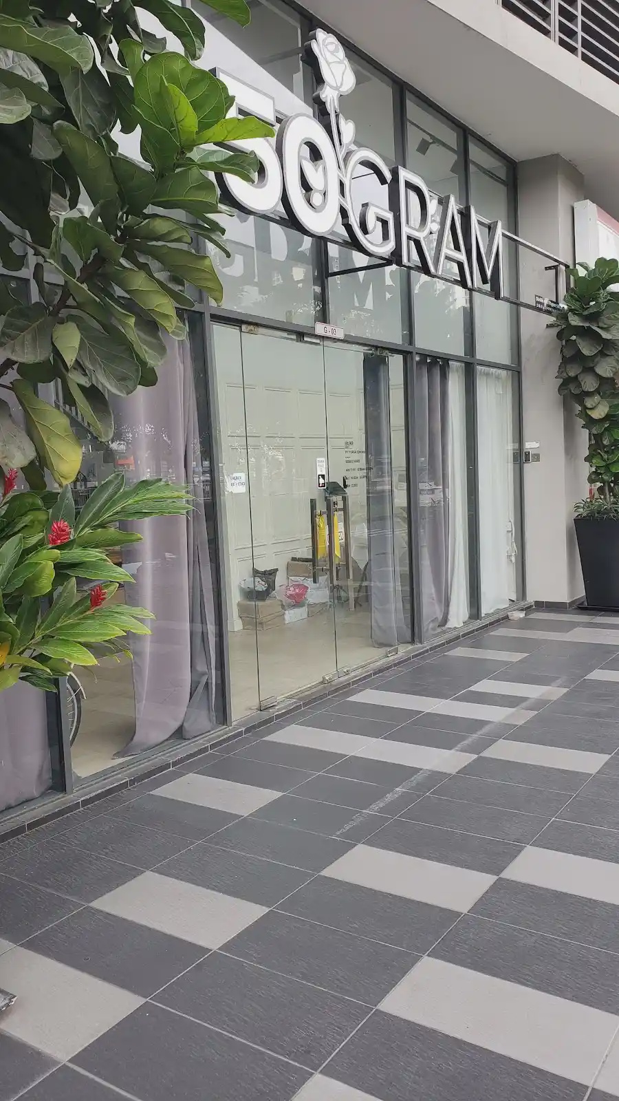 50Gram florist Old Klang Road Kuala Lumpur bouquet and gift delivery