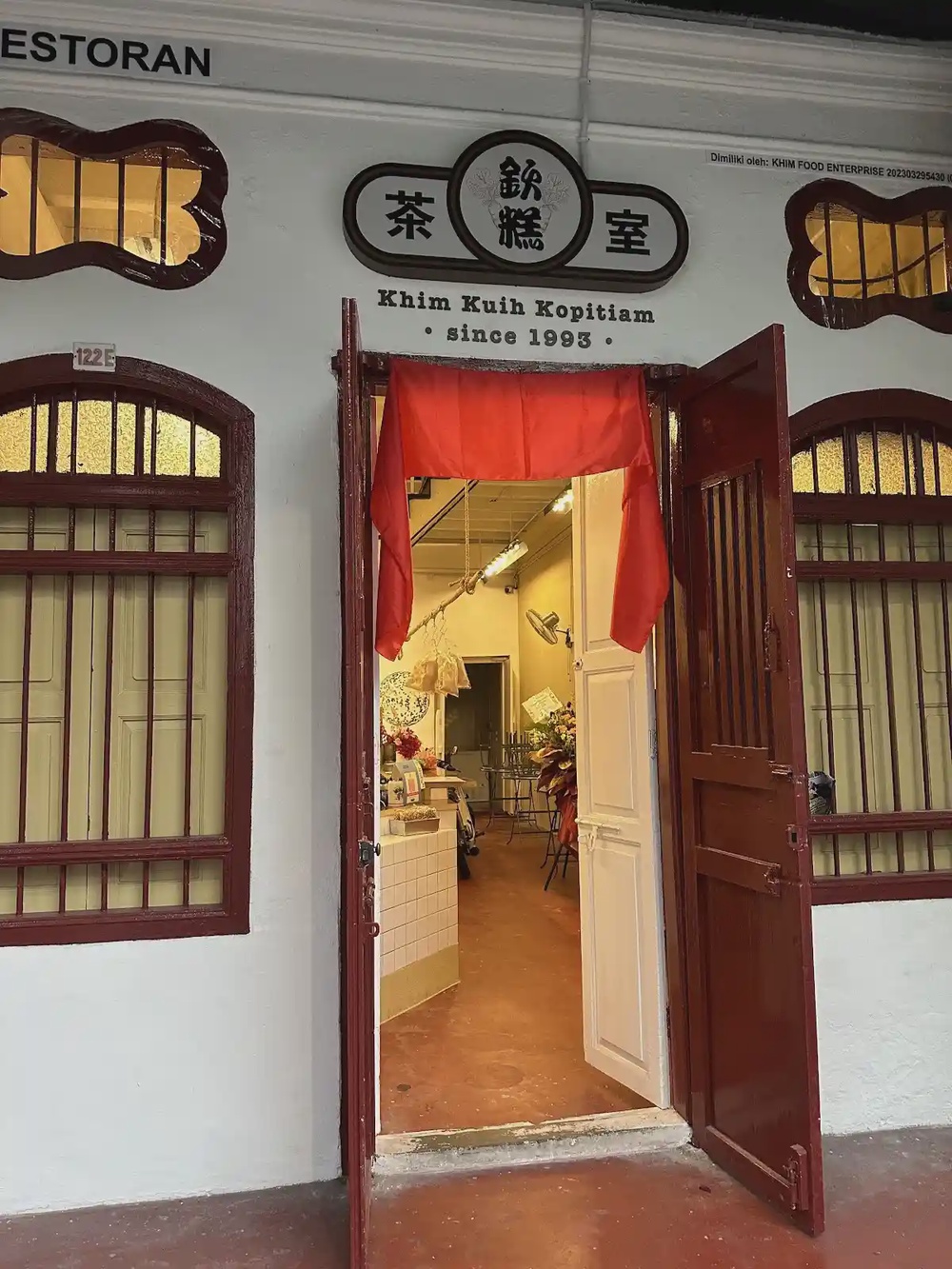 Khim Kuih Kopitiam Hutton Lane Penang char koay kak lobak kopi