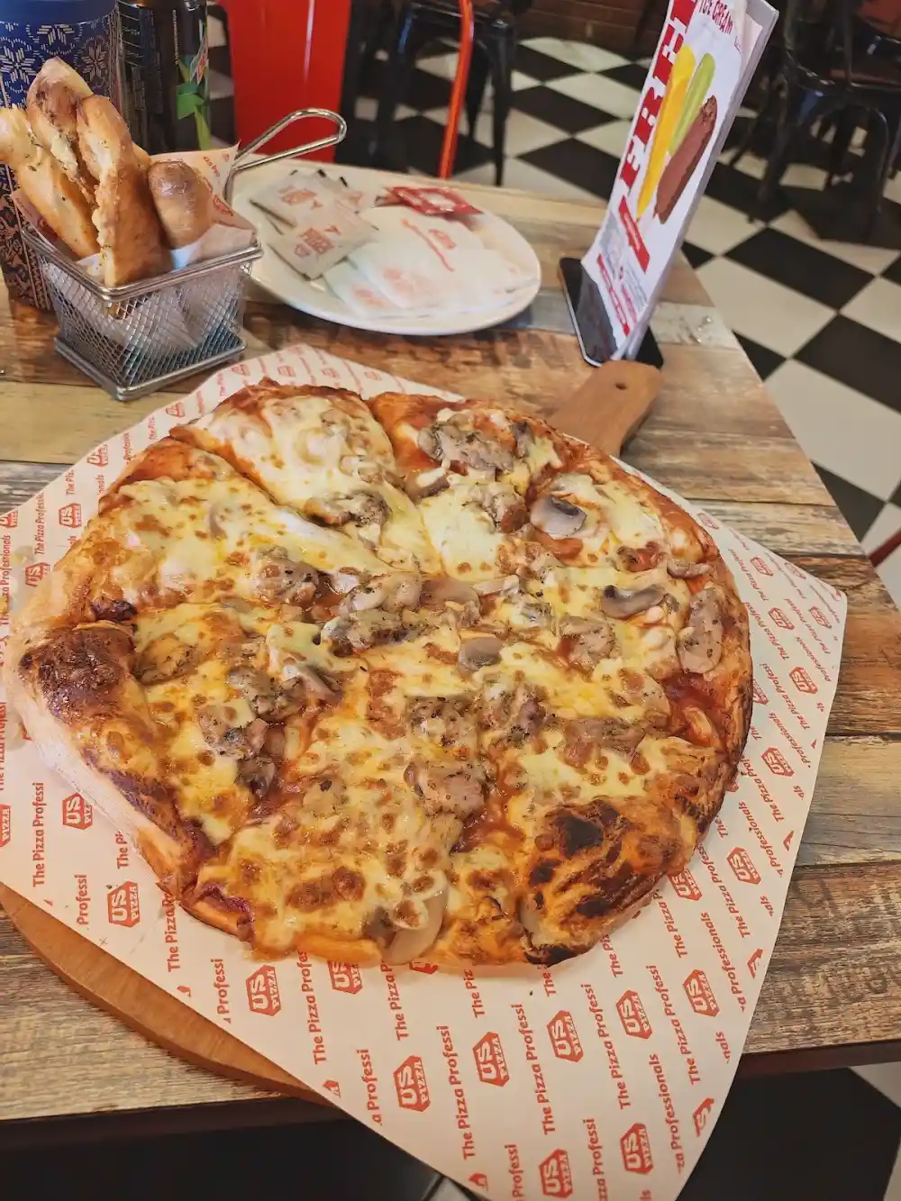 US Pizza thin crust halal pizza Mount Austin Johor Bahru