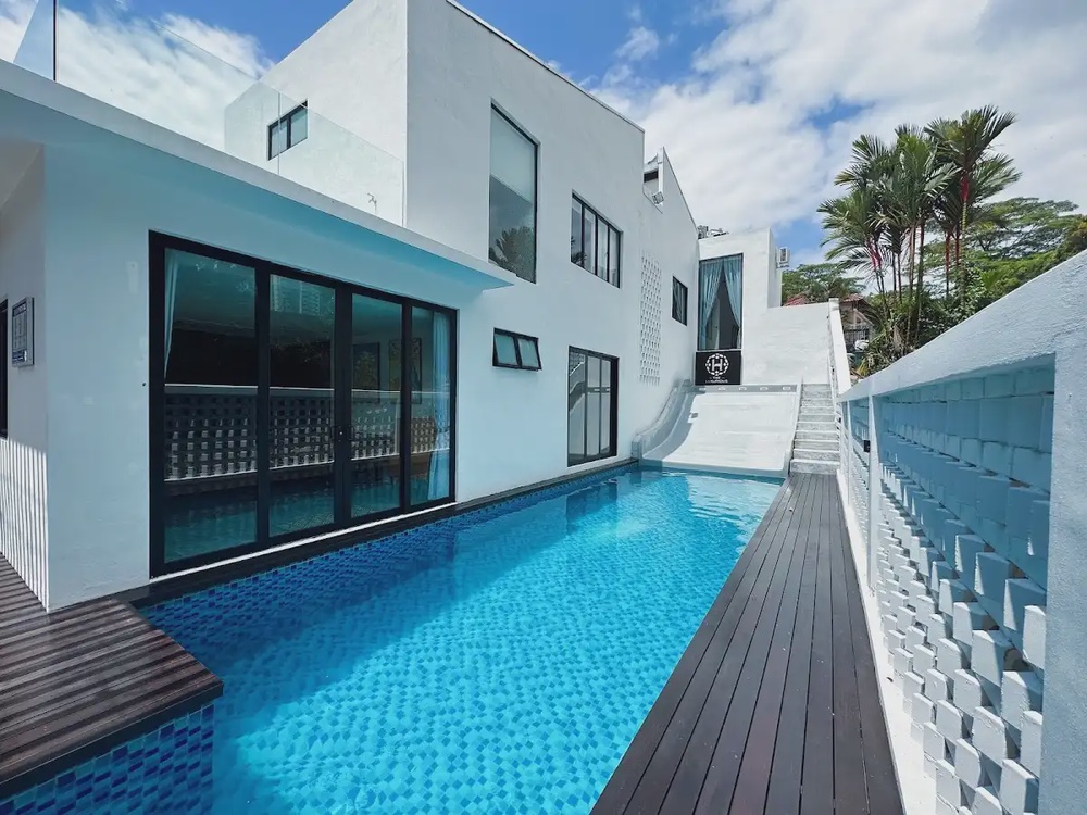 The Luxurious 27 JB villa Taman Abad Johor Bahru