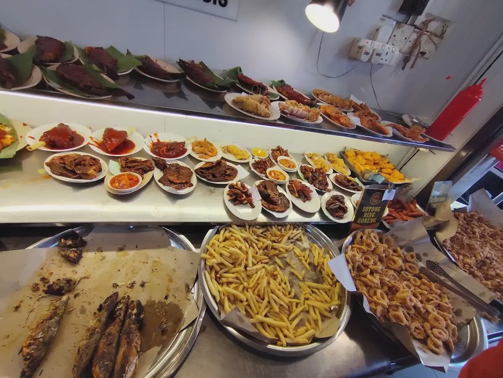 Restoran Kak Cik Ikan Bakar Kepala Batas Penang