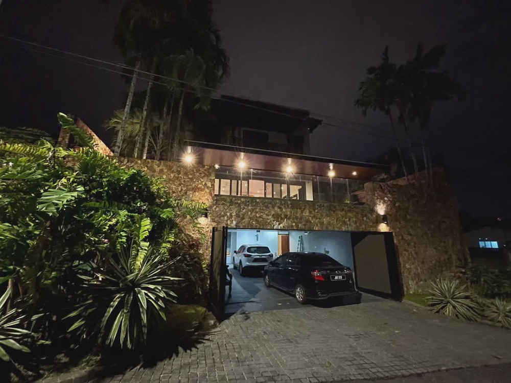 The Luxurious One Grand Bali villa Taman Coronation Johor Bahru