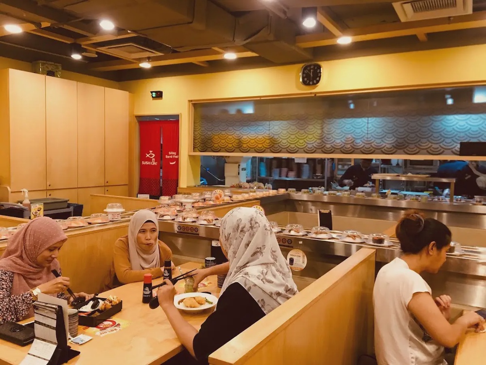 Sushi King Sunway Putra Mall Kuala Lumpur halal friendly sushi chain