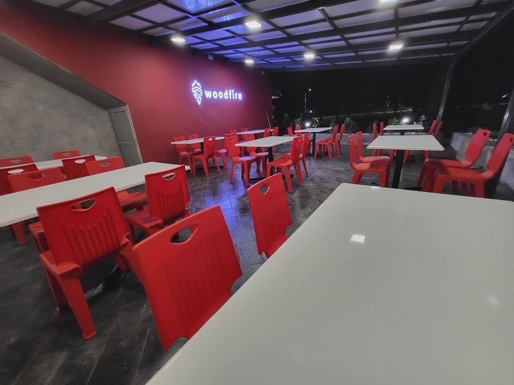 Woodfire MITC Ayer Keroh Melaka woodfired pizza and burgers