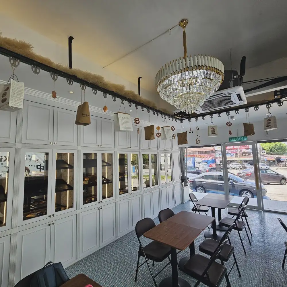 Capyba Cafe Skudai Johor Bahru capybara animal cafe