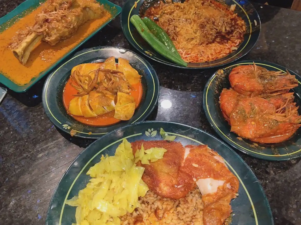 Nasi Kandar Marwah Mount Austin Johor Bahru mamak nasi kandar