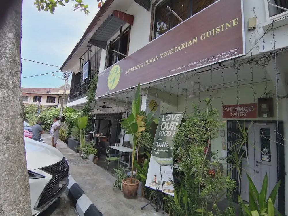 The Ganga Cafe Bangsar Gujarati Indian vegetarian thali Kuala Lumpur
