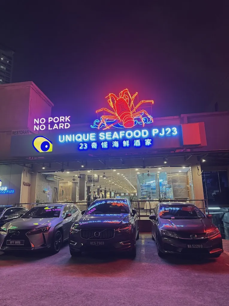 Unique Seafood PJ23 Seksyen 13 Petaling Jaya live tank seafood