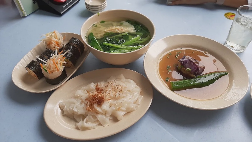 Ipoh Road Yong Tow Foo Jalan Ipoh Kuala Lumpur stuffed tofu and vegetables