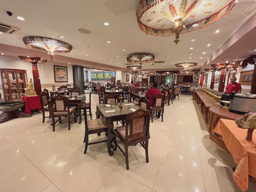 Annalakshmi Vegetarian Restaurant Brickfields Indian eat-as-you-wish Kuala Lumpur
