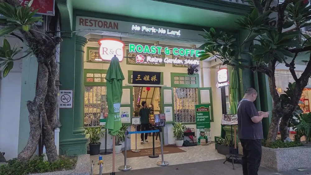 Roast and Coffee Retro Garden 1968 kopitiam Jalan Tan Hiok Nee Johor Bahru