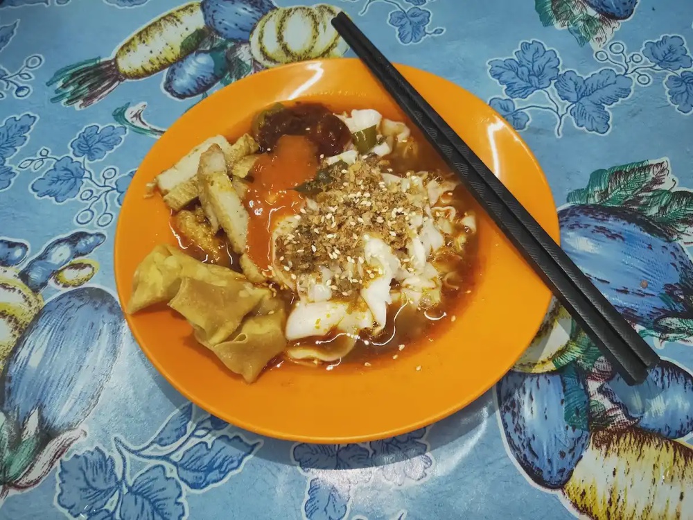 Wantan Mee Tasek Cina Muslim Ipoh halal curry wantan mee
