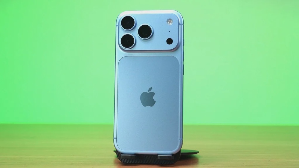 Apple iPhone 18 Pro review - actually exciting? 30