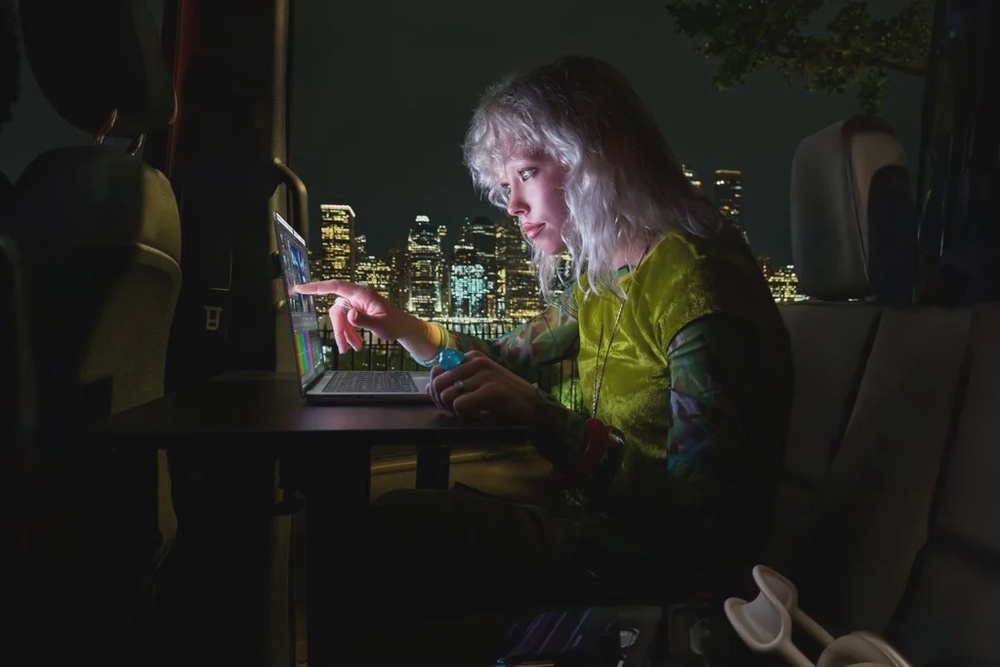 MacBook Pro with Touch and Tandem OLED is here; starts from RM11,999 8