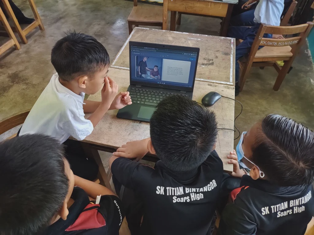 Google brings AI educator training and learning tools to Malaysia 24