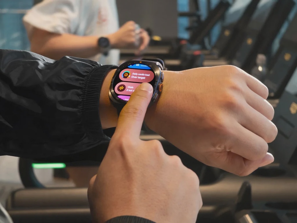 Samsung is pairing its new Galaxy Watches with step challenges and a HOKA tie-up to get Malaysia moving 14