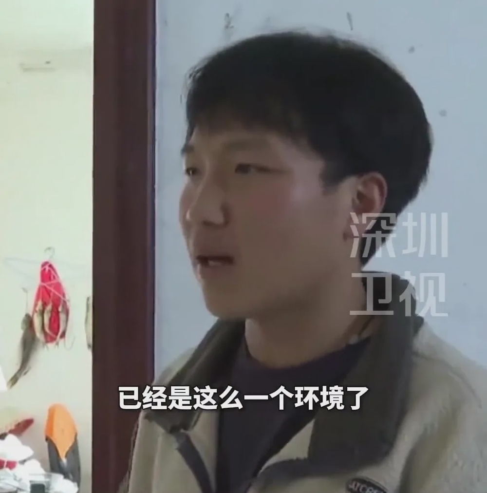 05年没上大学杀猪养6弟妹希望父母别再生孩子