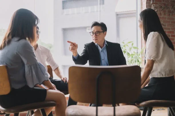 boss scolding