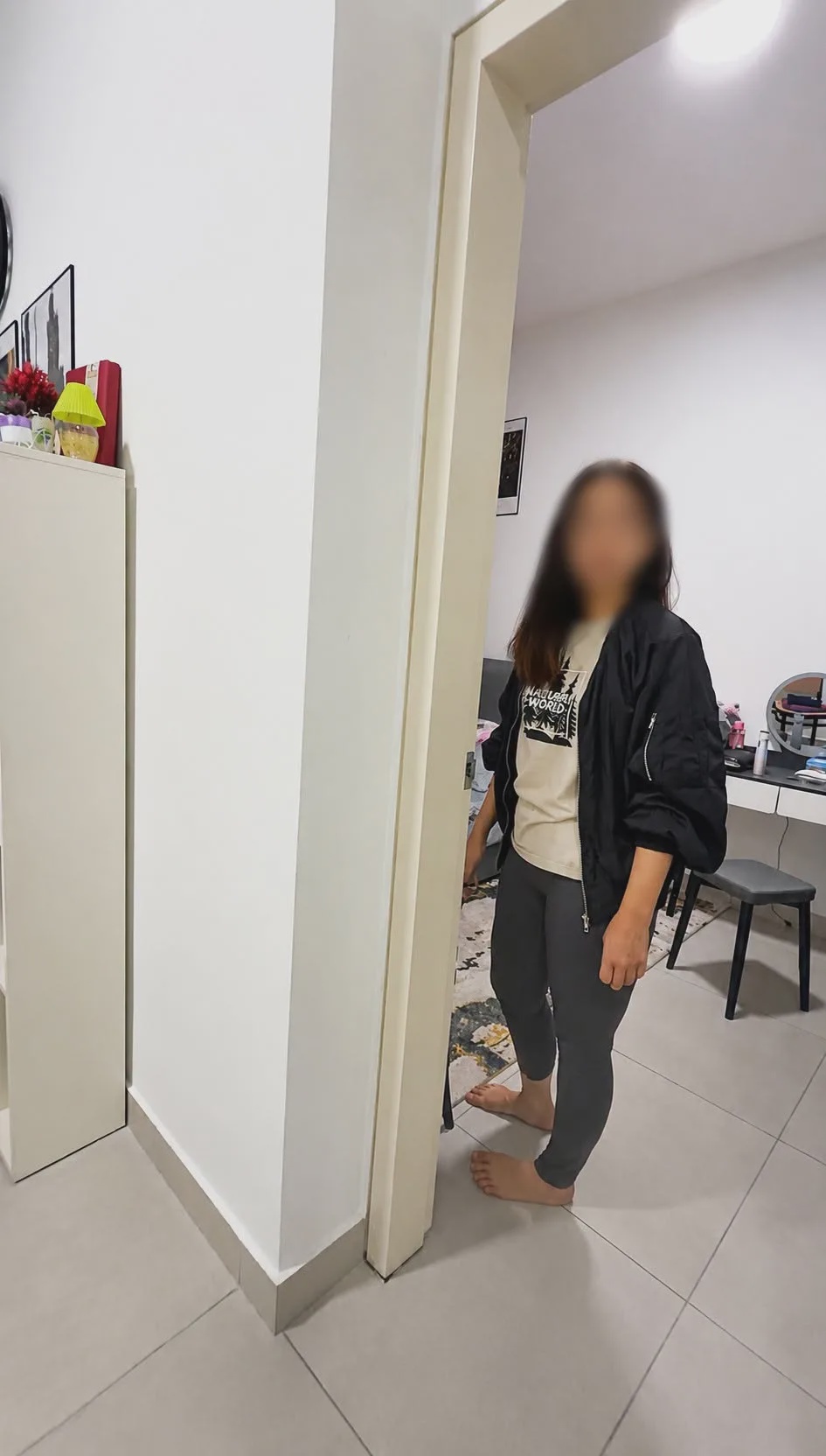 woman homestay key