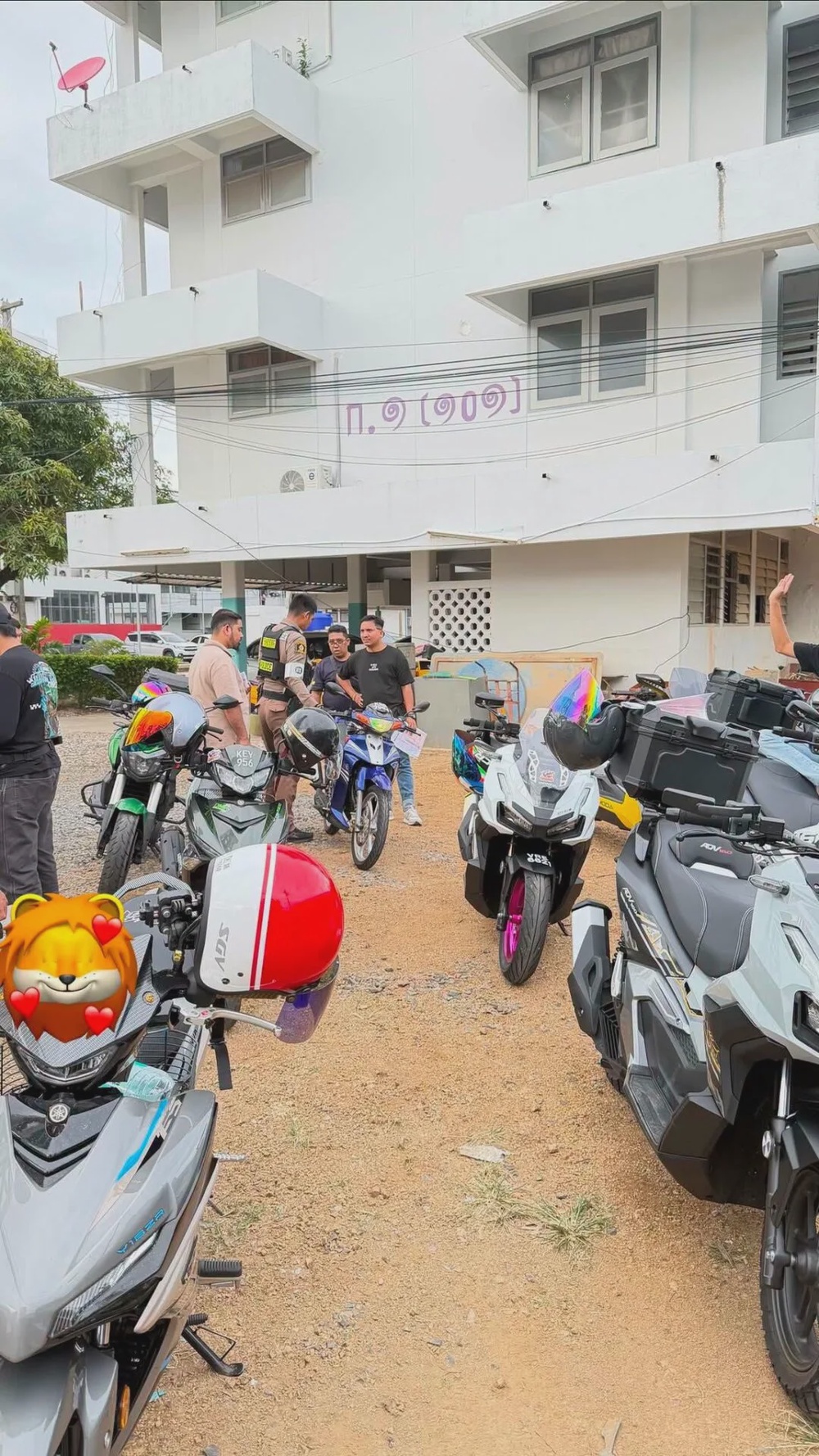 大马摩托车车友去泰国合艾被当地交警截查17人开15张罚单 1