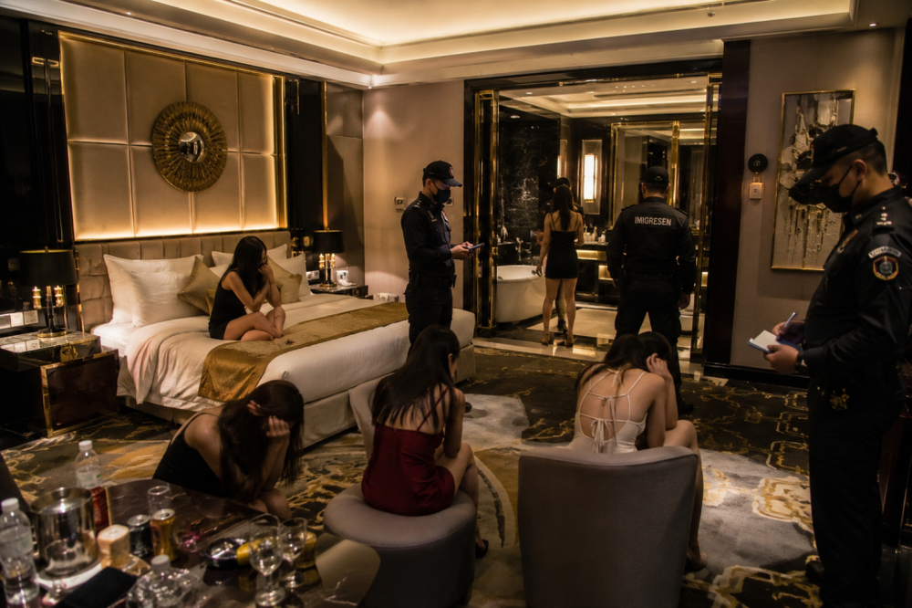 Image from: Hotel Di Bukit Bintang Tawar Pakej Pelacuran Cecah RM100,000 Diserbu Imigresen
