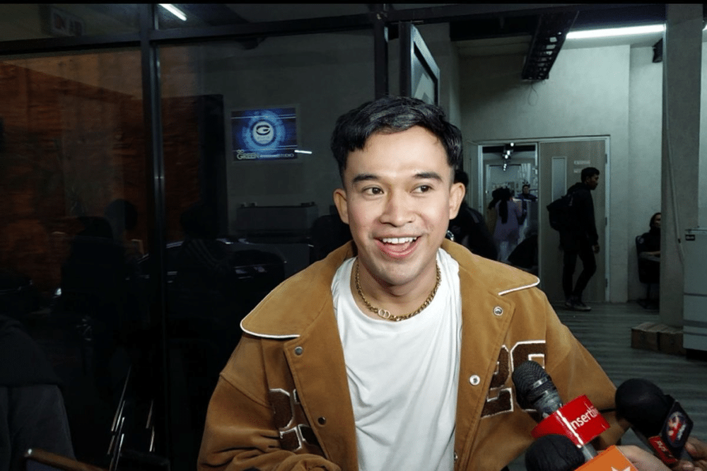 Image from: “Maaf Kalau Saya Marah, Sakit Sangat” – Anwar Dakwa Peminat Agresif Cubit Bahagian Dada