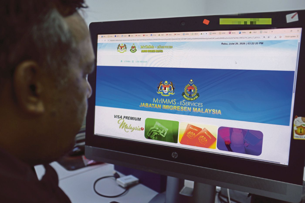 Image from: Lima Lagi Pegawai Imigresen Ditahan, Disyaki Godam Sistem MyIMMs